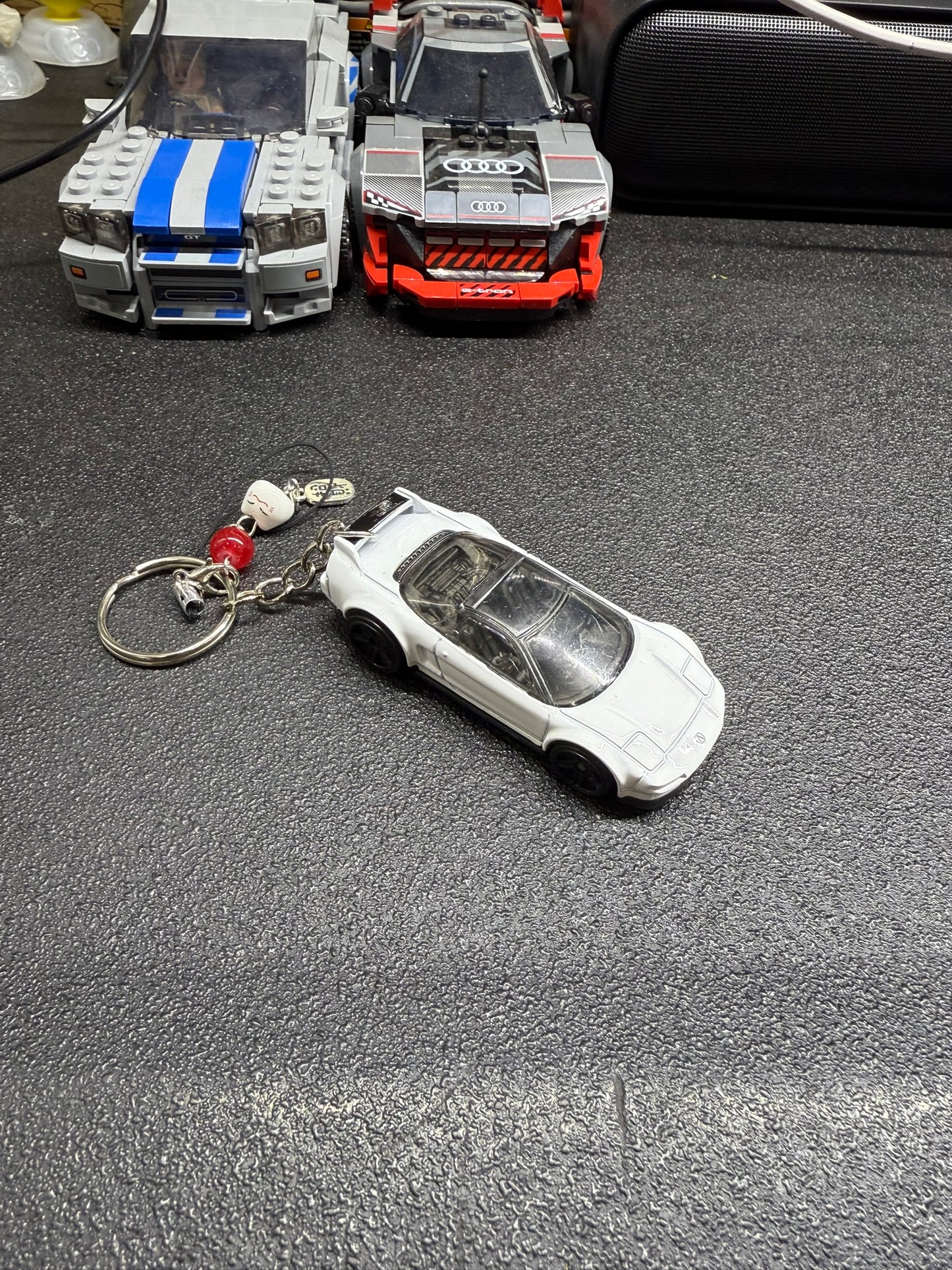 Acura NSX 90' Keychain